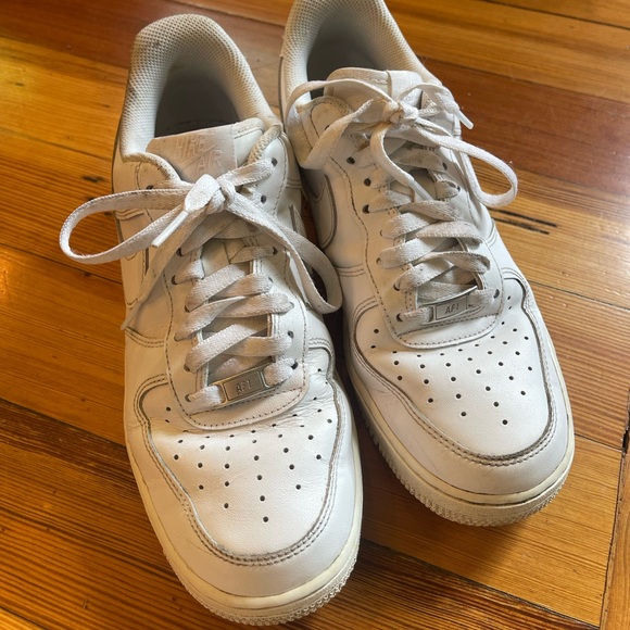 Nike Air Force Sneakers - Picture 3 of 5